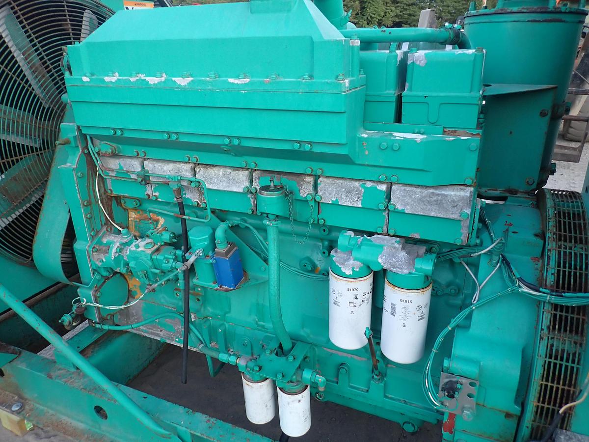 Used 1986 Onan 400.0DFN 400 KW STANDBY Generator