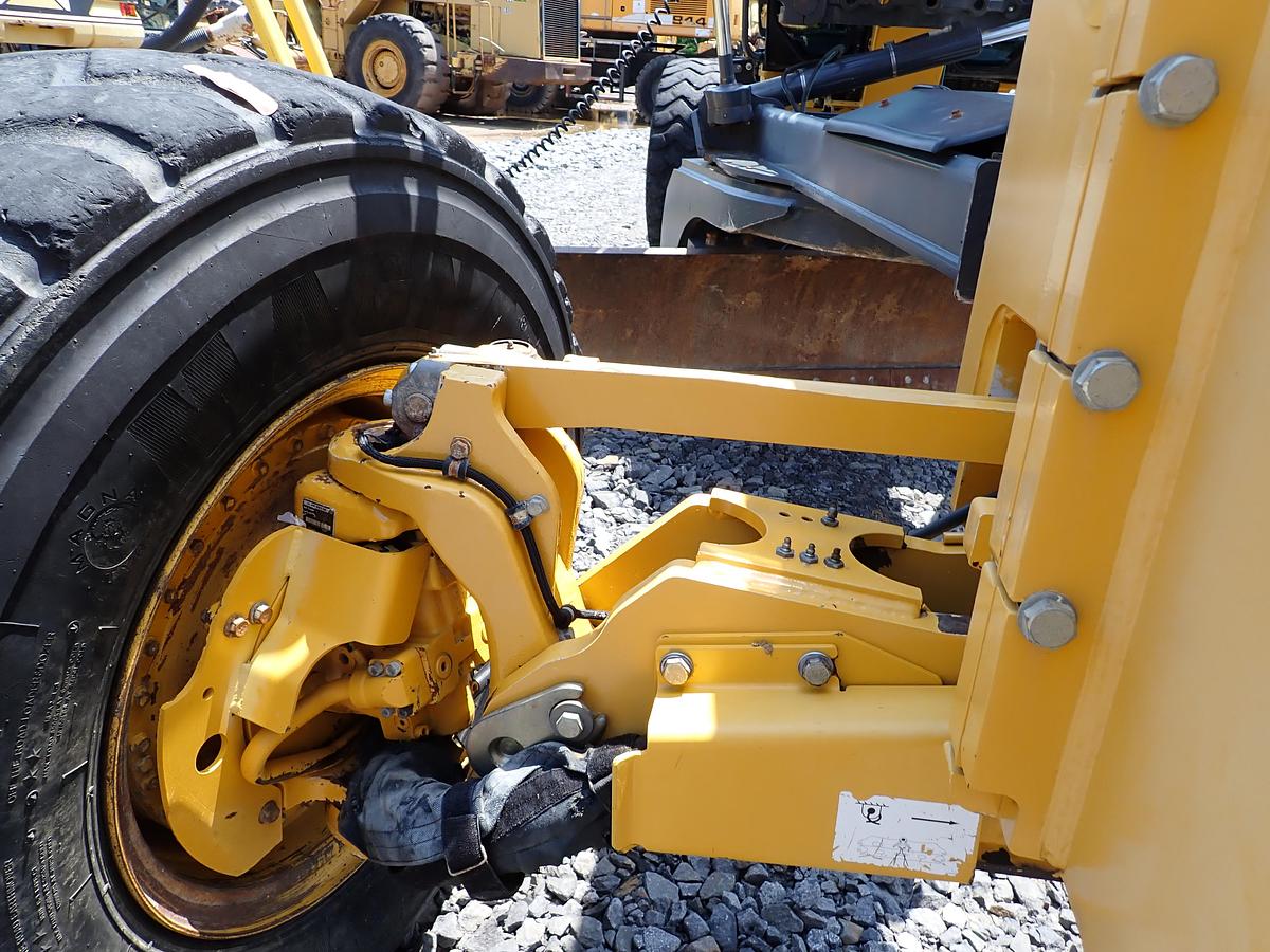 Used 2016 John Deere 772GP Motor Grader w/ GPS