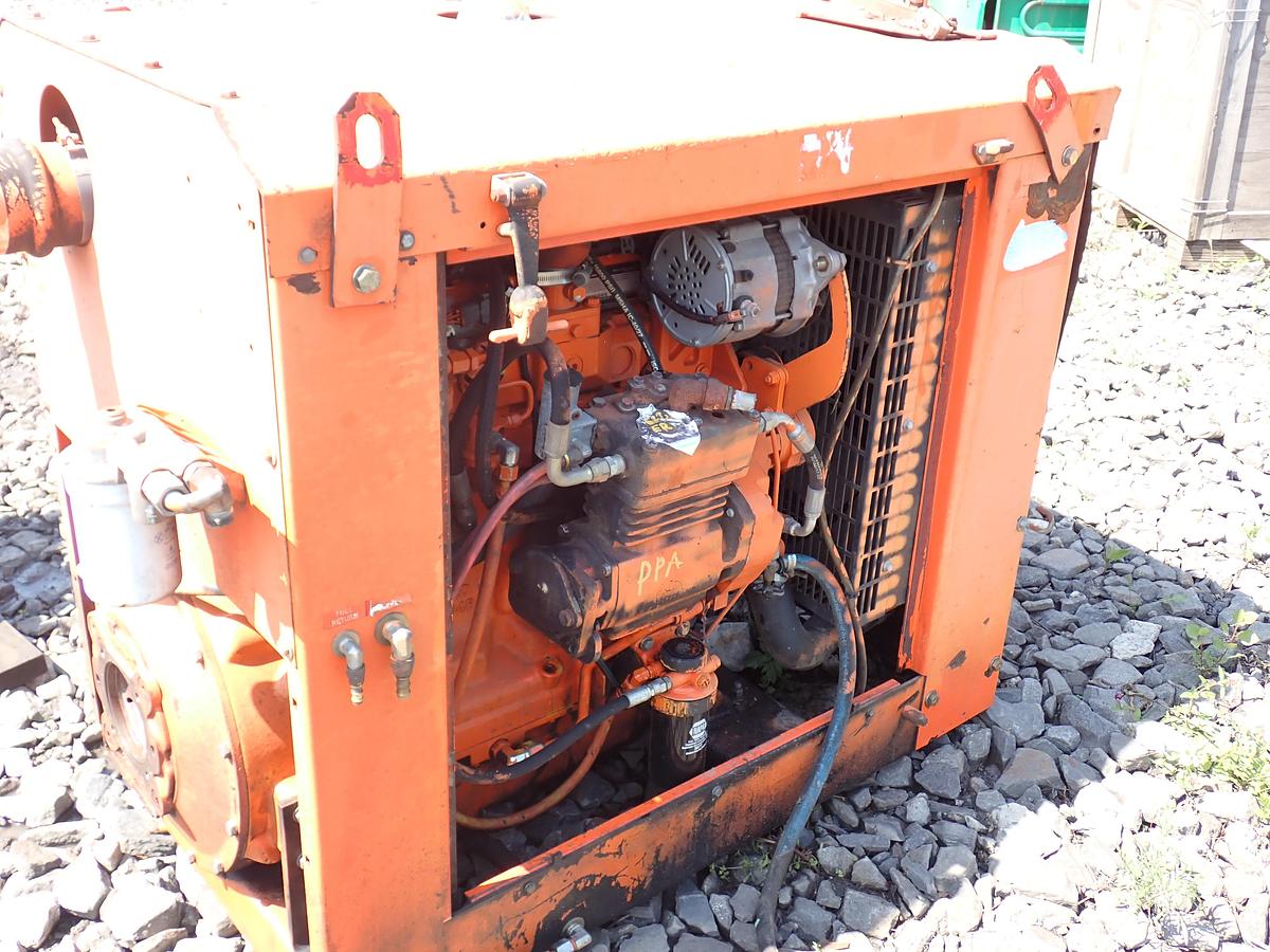 Used 2009 John Deere 4045HF285