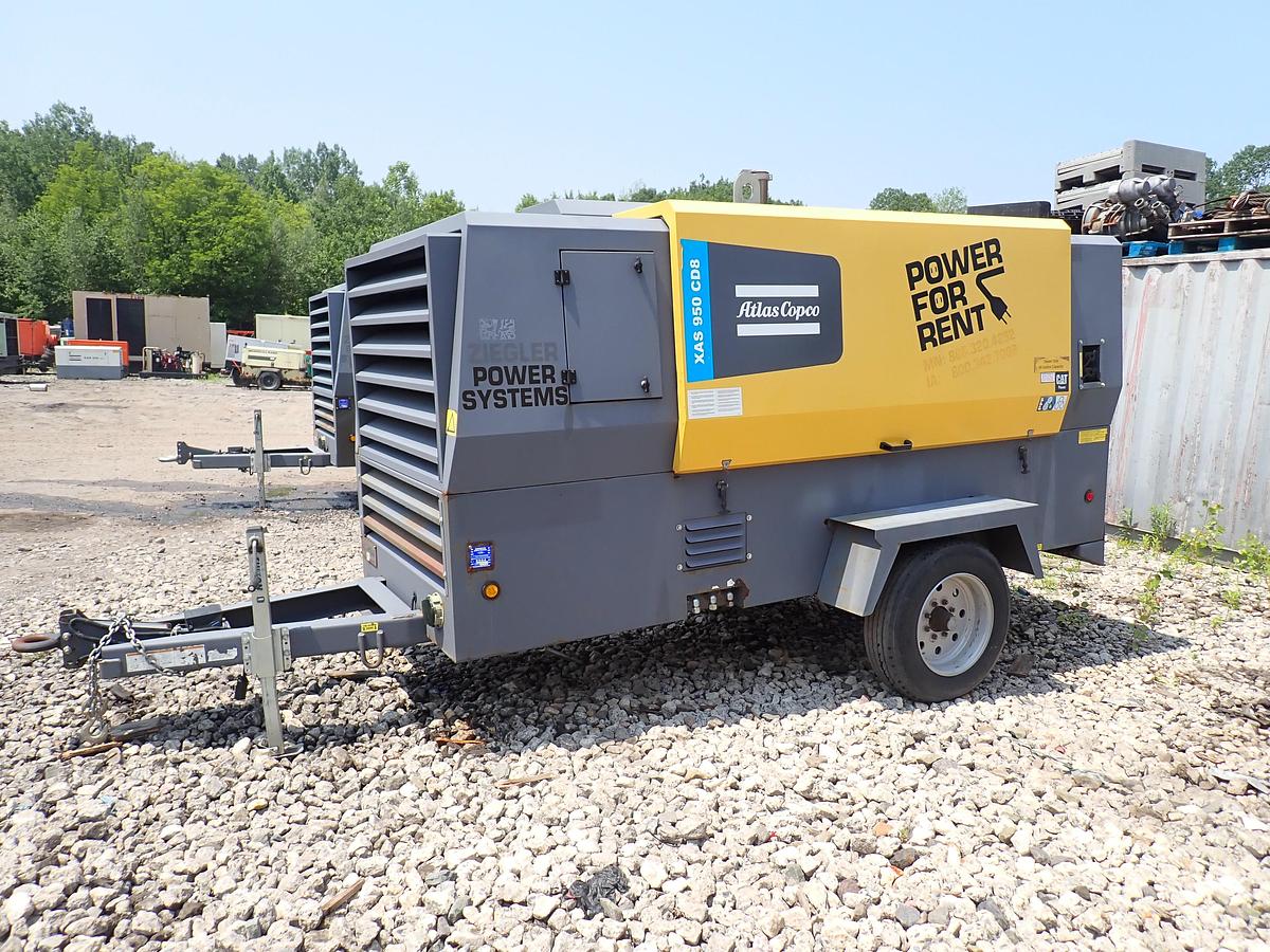 Used 2020 Atlas Copco XAS950CD8 950 CFM Air Compressor 842 HOURS