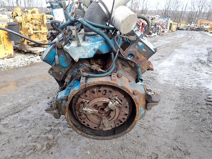 Used International 9.0 Liter V8