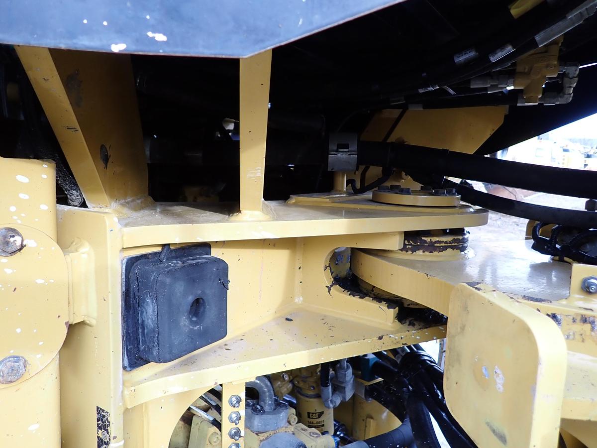 Used 2019 CAT 938M