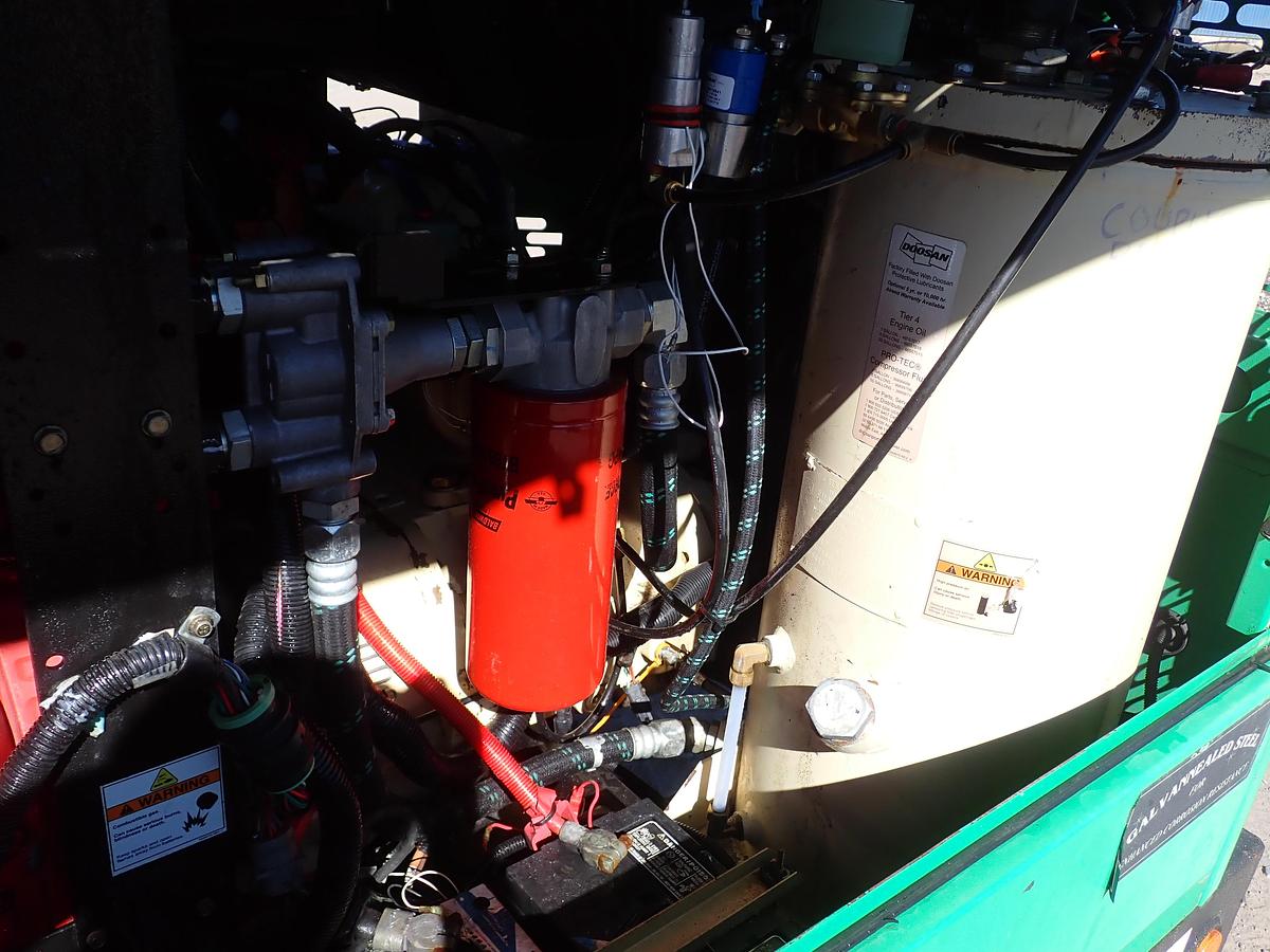 Used 2017 Doosan HP450/VHP400WCU Air Compressor 200 PSI!