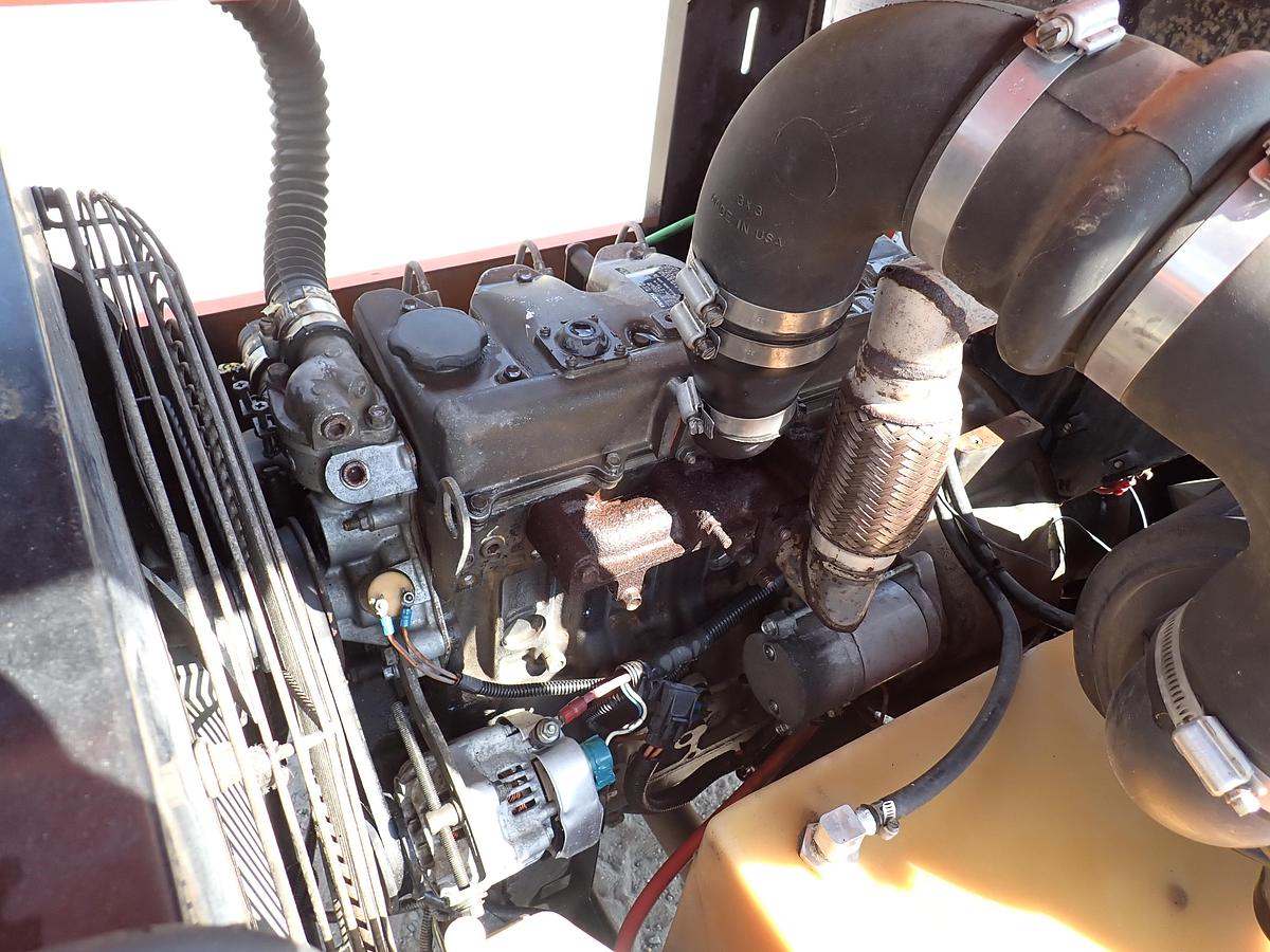 Used Sullivan Palatek DF185P3IZ 185 CFM Air Compressor ISUZU DIESEL