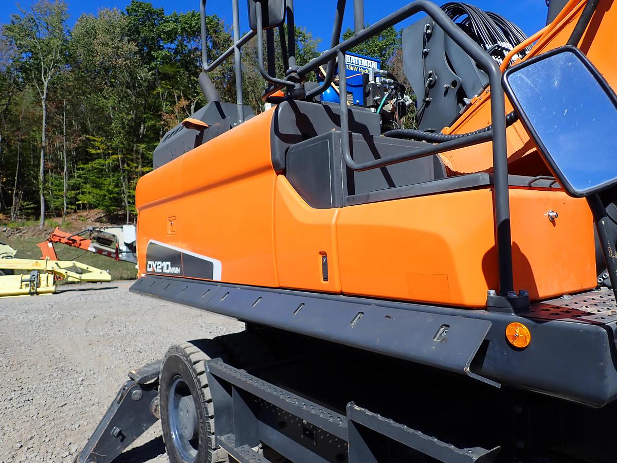Used 2019 Doosan DX210WMH-5 Wheeled Excavator Material Handler