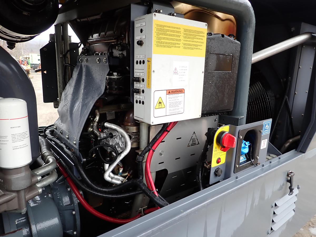 Used 2020 Atlas Copco XAS950 PD8 950 CFM Air Compressor