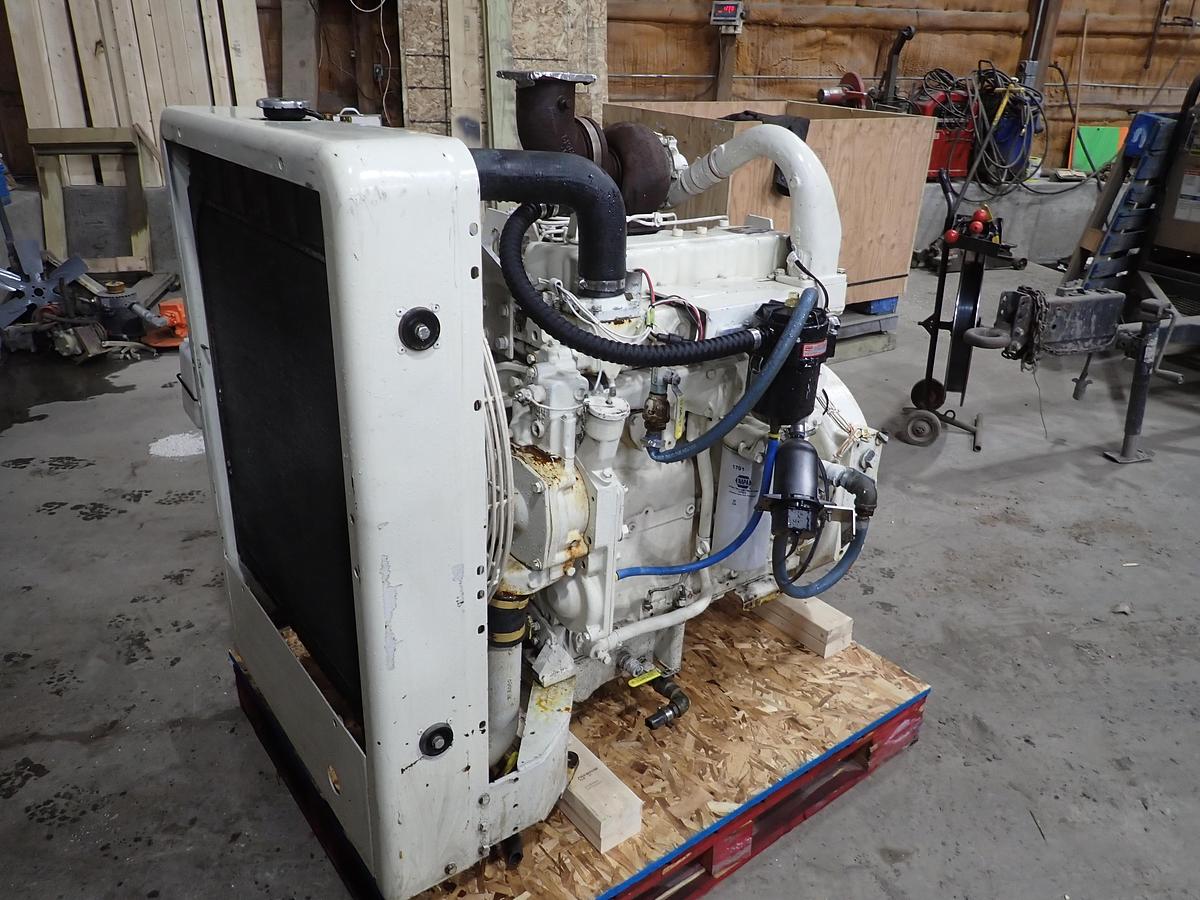 Used CAT 3304 PC Diesel Engine 670 HOURS! AR # 8N-5751