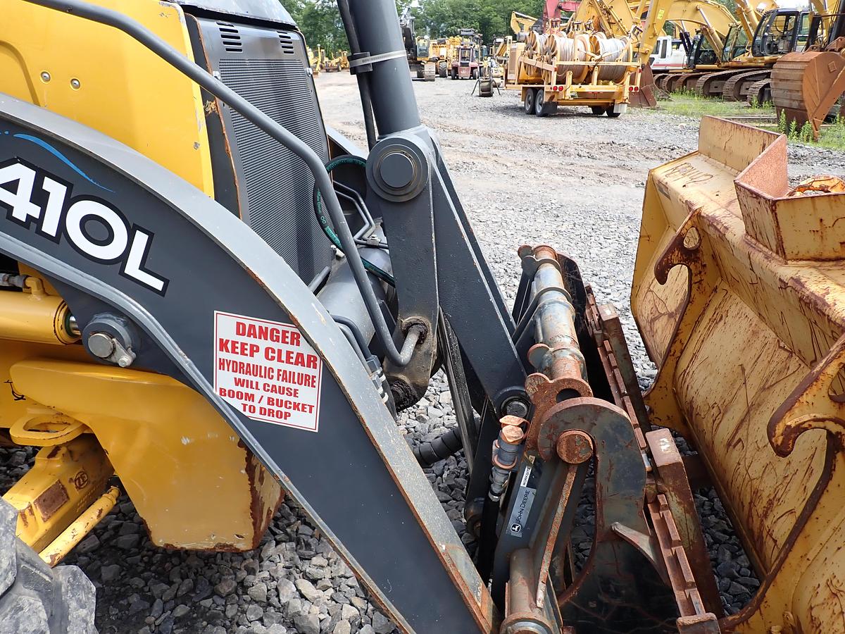 Used 2018 John Deere 410L Loader Backhoe LOADED! Q/C FORKS EXTENDAHOE