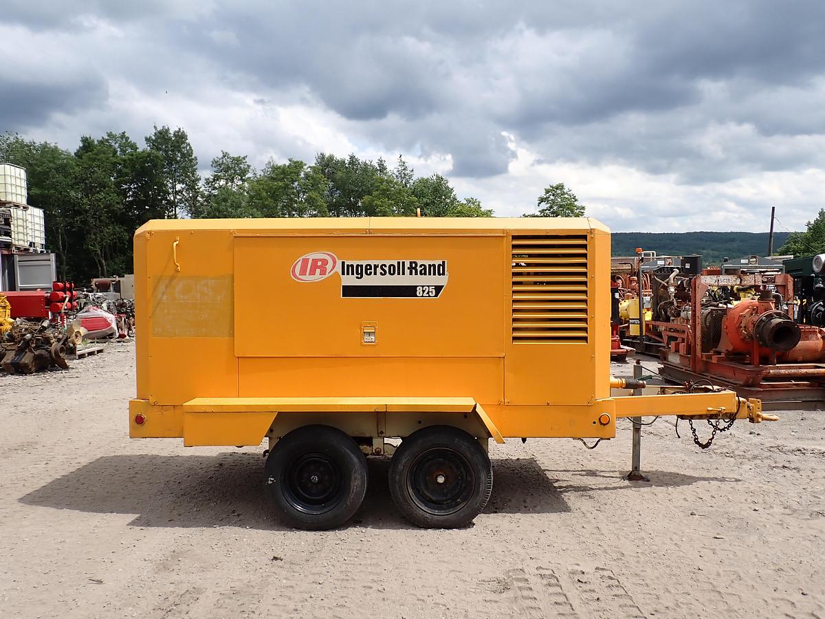 Used 1999 Ingersoll Rand XP825WCU 825 CFM Air Compressor