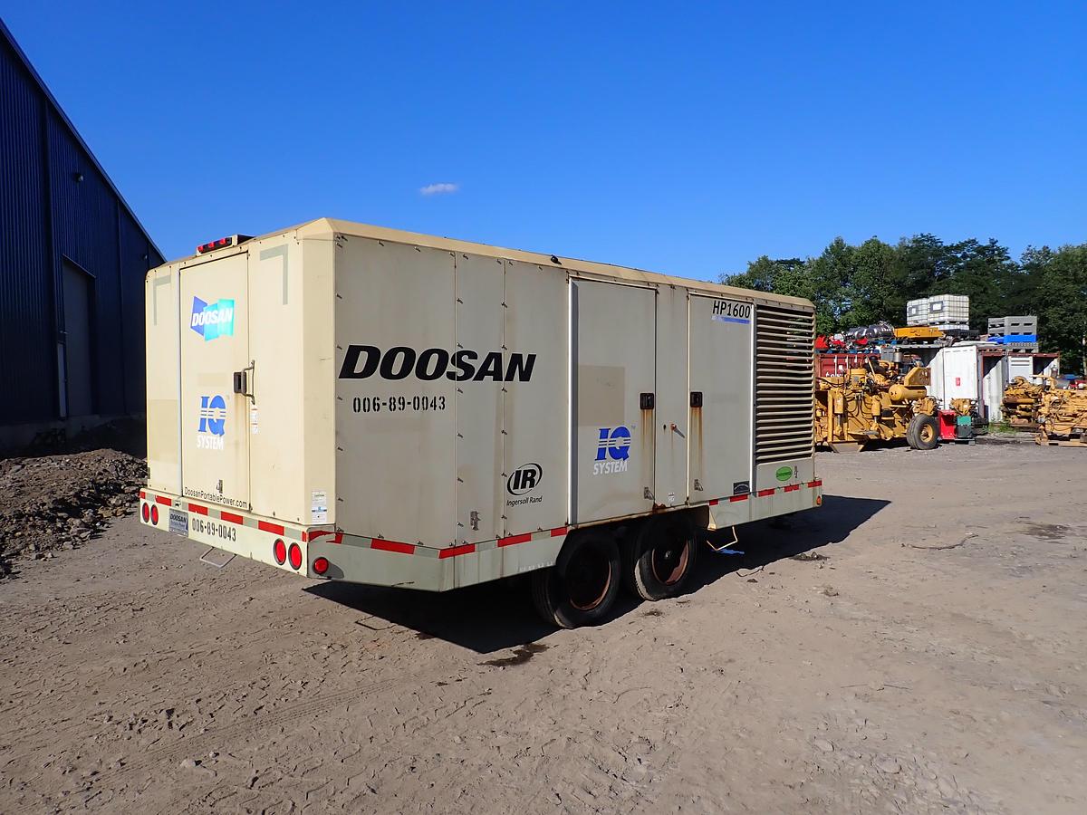 Used 2012 Doosan HP1600 1600 CFM Air Compressor TIER 3