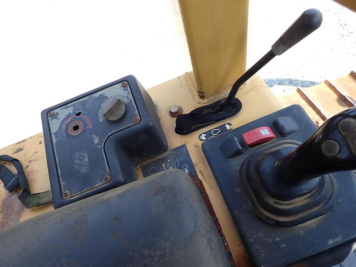 Used 2005 CAT D5G LGP