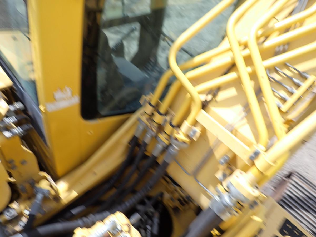Used 2013 Komatsu PC490LC-10 Excavator 