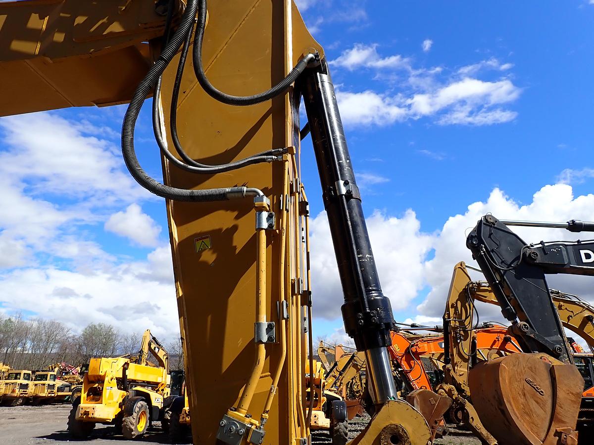 Used 2019 CAT 336 Hydraulic Excavator