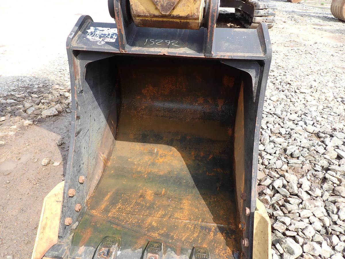 Used 2001 CAT 320CL Hydraulic Excavator