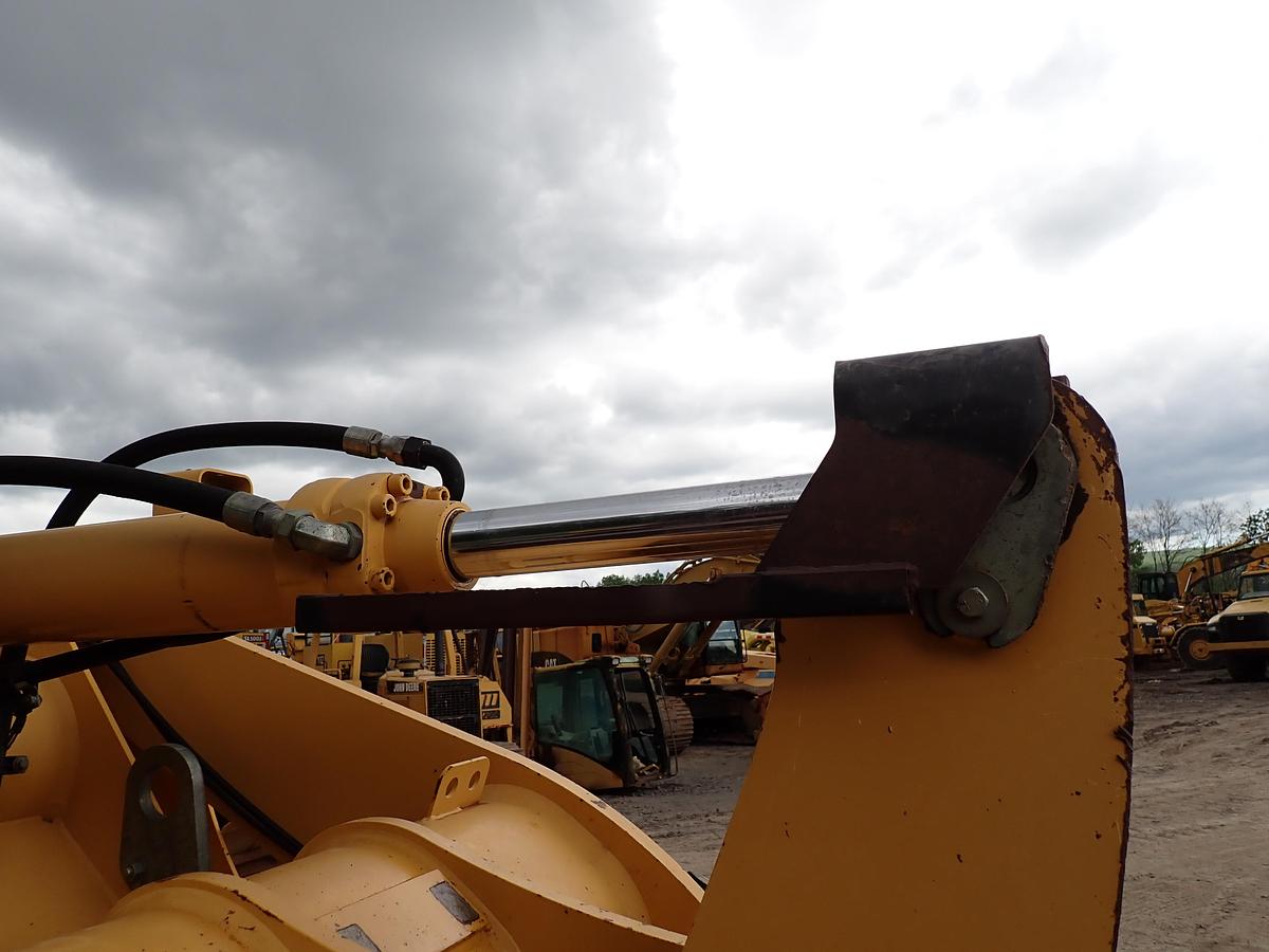 Used 2001 John Deere 624H Wheel Loader