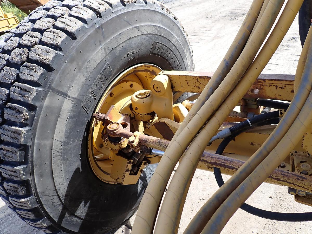Used 1998 CAT 163H Motor Grader