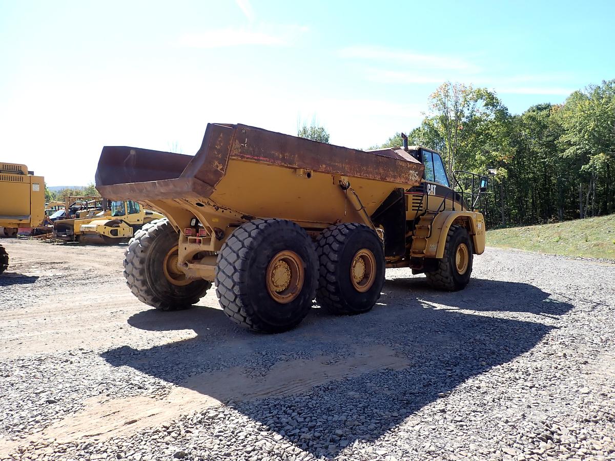Used 2004 CAT 735 Articulated Haul Truck