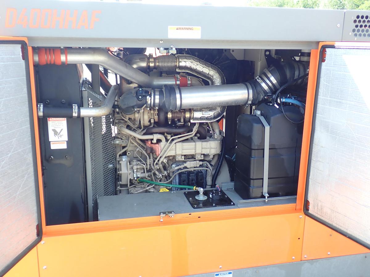 Used 2019 Sullivan Palatek D400PHHJD4AF 400 CFM Air Compressor 258 HOURS