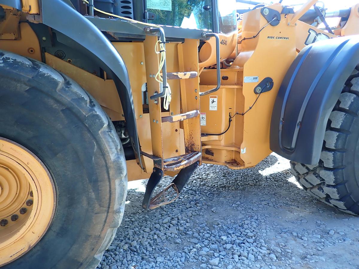 Used 2012 Case 1021F Wheel Loader 5700 HOURS