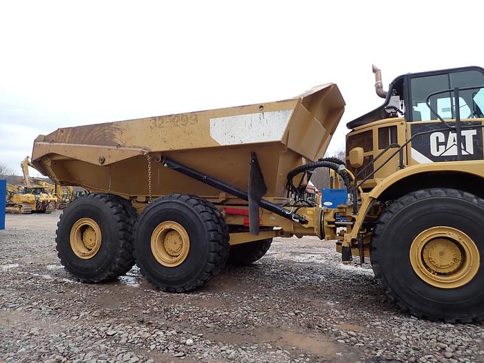 Used 2013 Caterpillar 740B Articulated Haul Truck w/ TAILGATE!