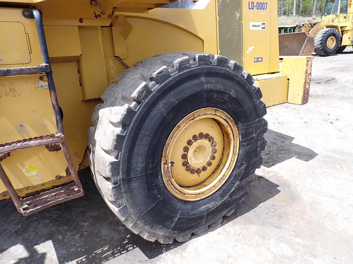 Used 2010 CAT 938H