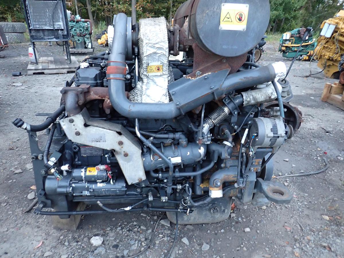 Used 2010 Komatsu SAA6D125E-5 Diesel Engine WA470-6 LOADER