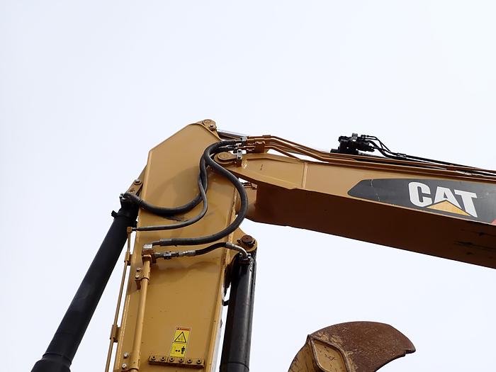 Used 2012 CAT 320EL