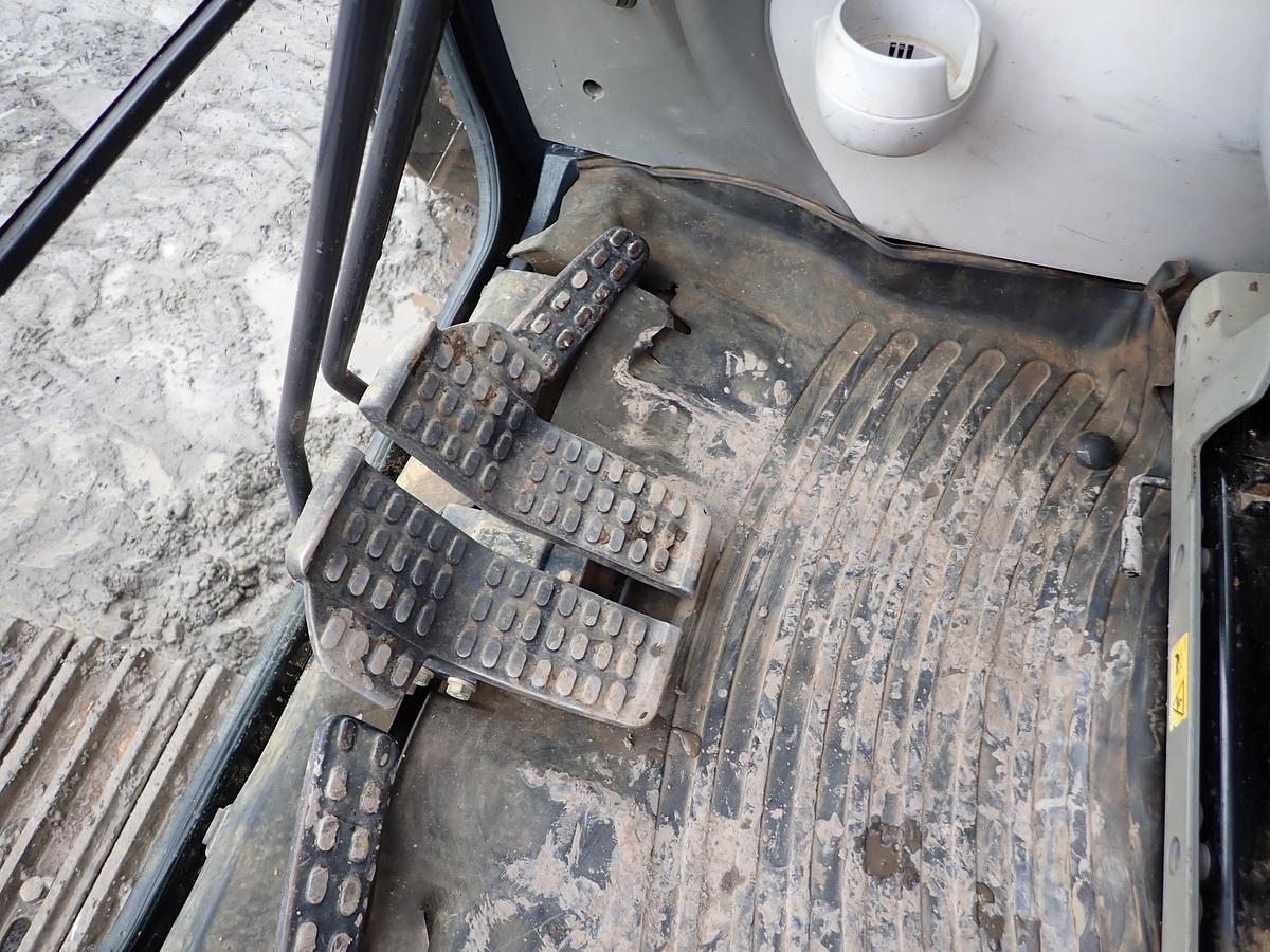 Used 2020 John Deere 300G LC Hydraulic Excavator