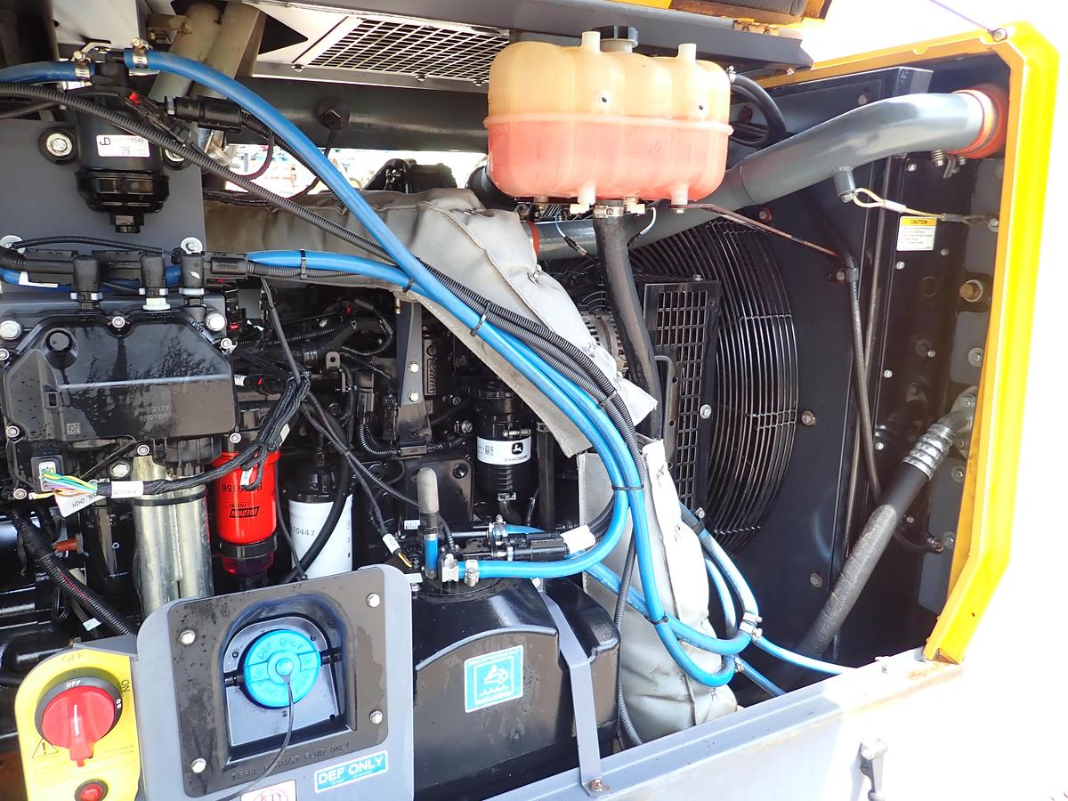 Used 2021 Atlas Copco XAS900 JD8 900 CFM Air Compressor