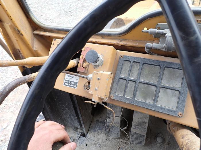Used Dresser 530 Wheel Loader w/ FORKS & BUCKET