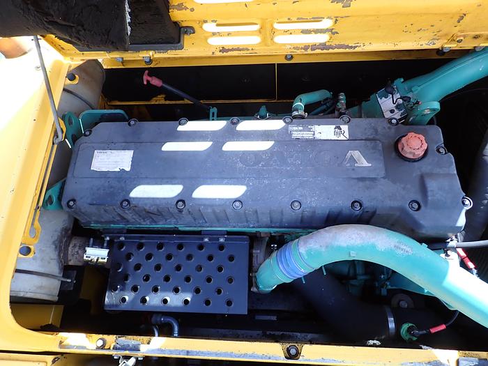 Used 2005 Volvo EC360B LC