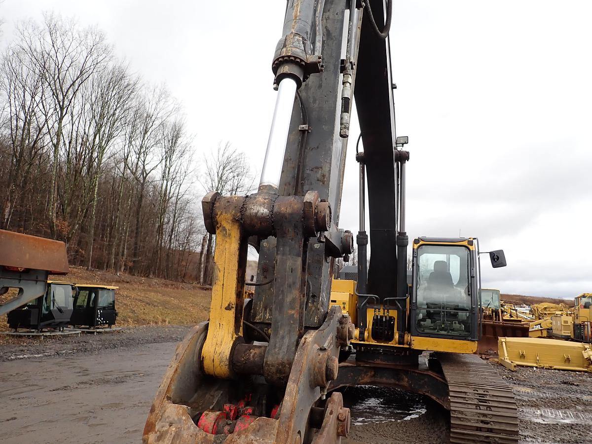 Used 2020 John Deere 300G LC Hydraulic Excavator