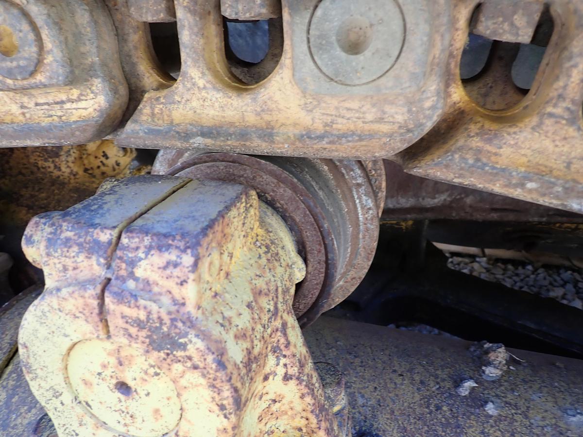 Used 1971 CAT D8H Crawler Dozer w/ RIPPER!