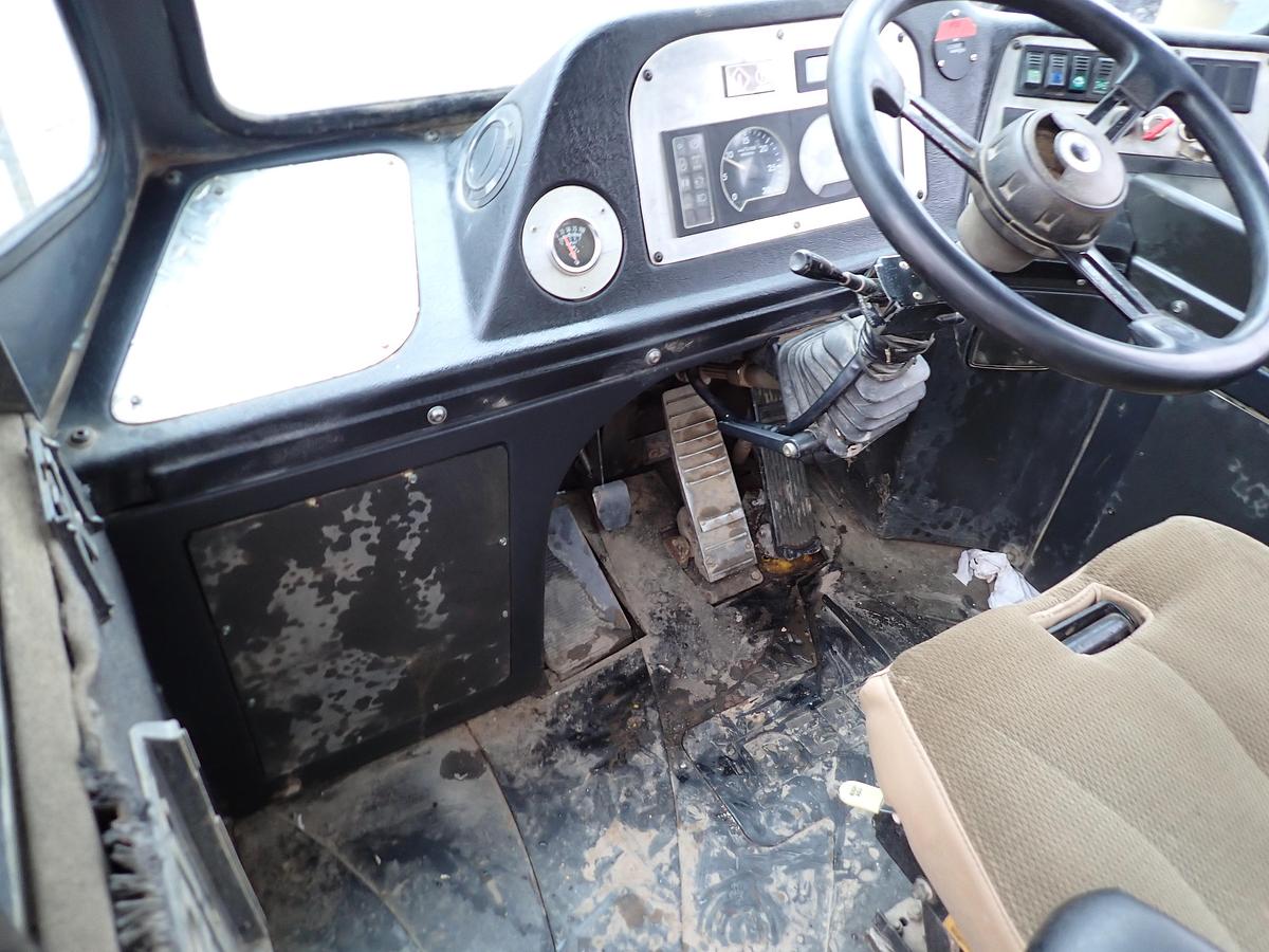 Used 2000 John Deere 300C Articulated Haul Truck