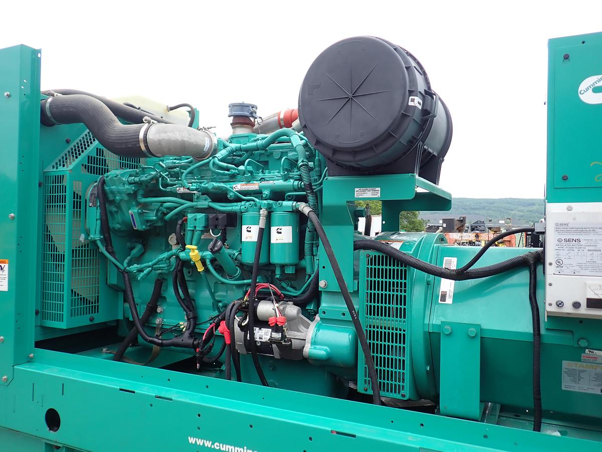 2012 Cummins DSHAB 175 KW Generator UNUSED!