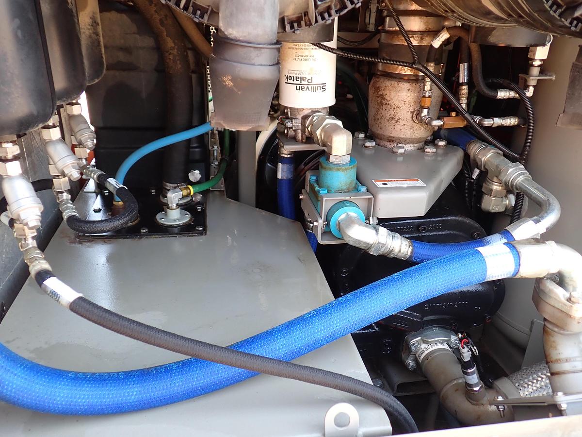 Used 2019 Sullivan Palatek D400PHHJD4AF 400 CFM Air Compressor 168 HOURS