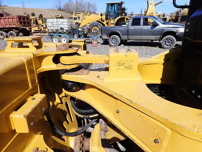Used 2022 CAT D6 LGP Crawler Dozer