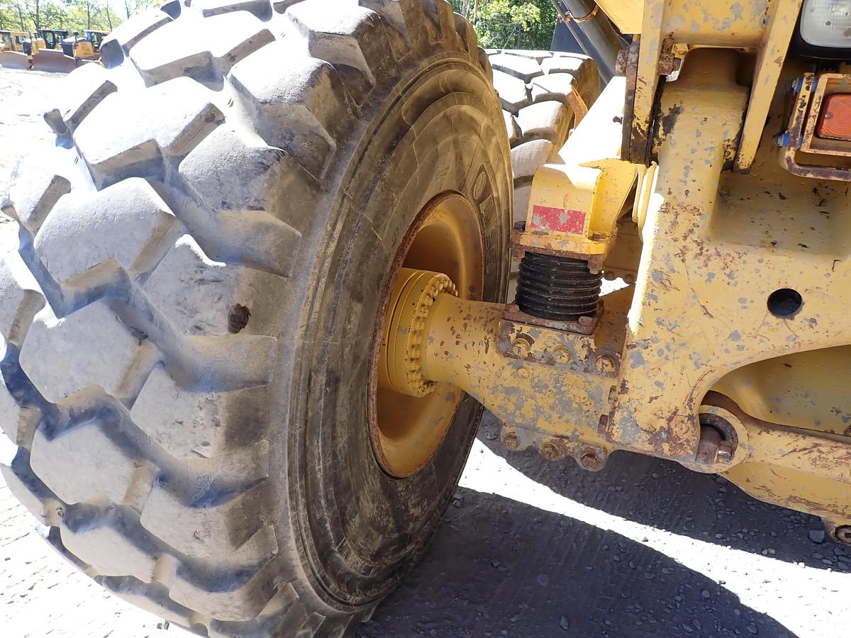 Used 2004 CAT 735 Articulated Haul Truck
