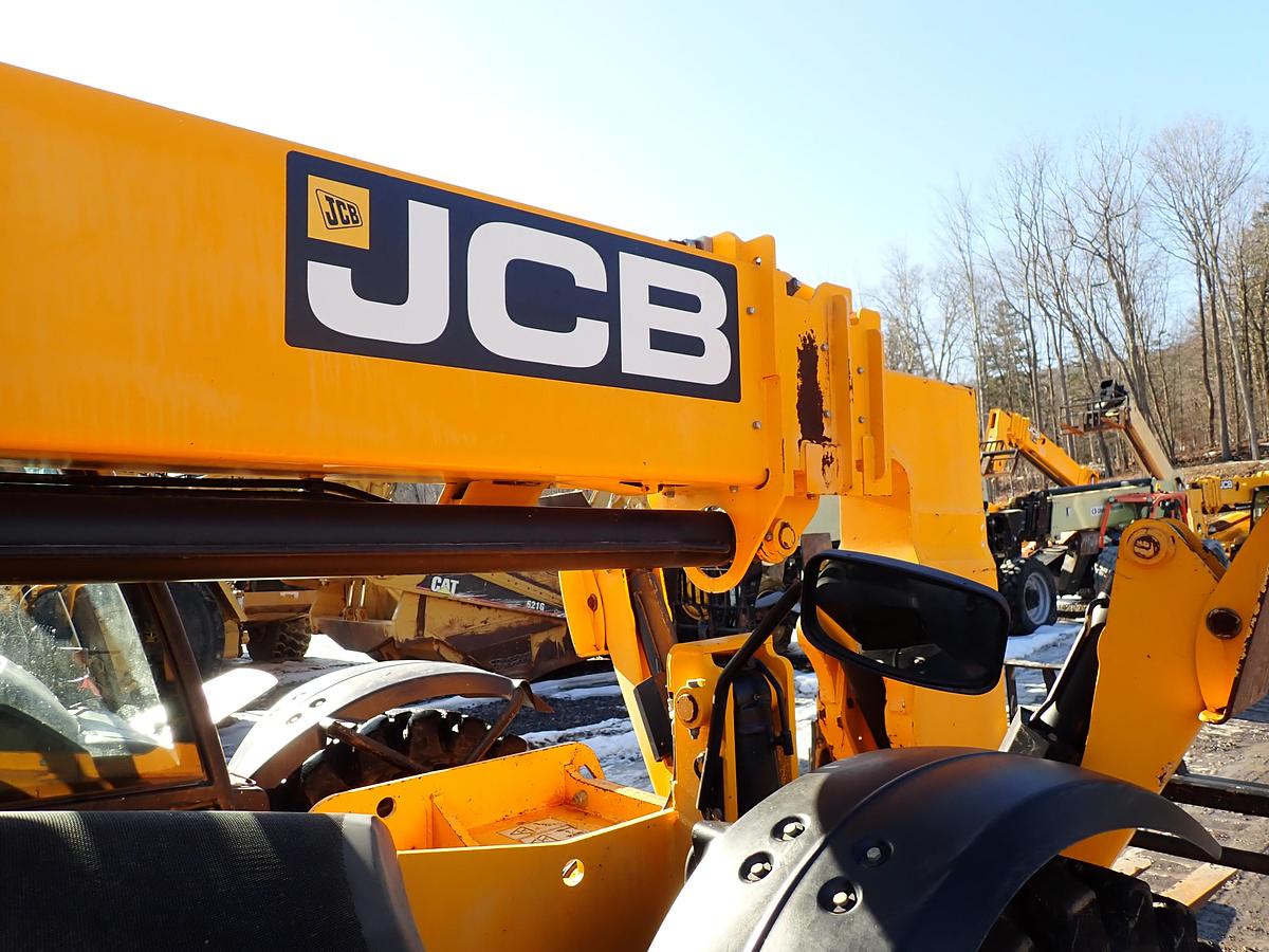 Used 2018 JCB 510-56 10K Telehandler