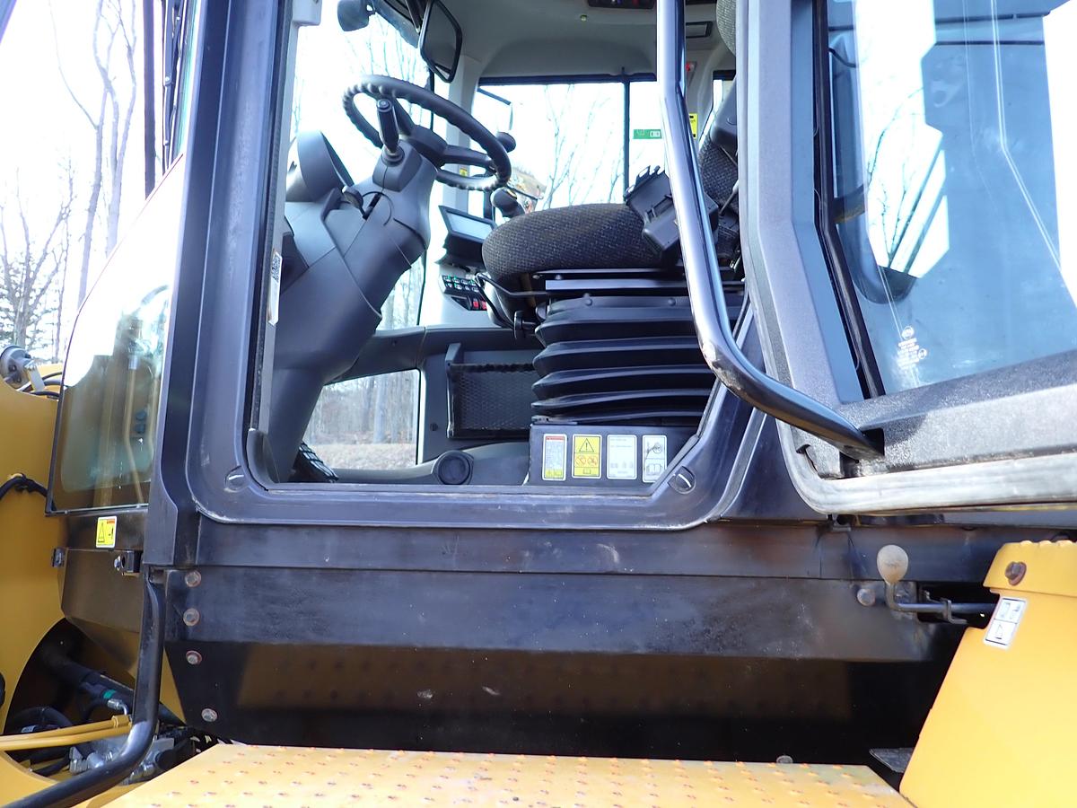 Used 2017 CAT 926M Wheel Loader 738 ORIGINAL HOURS!