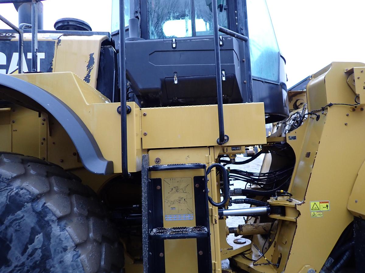 Used 2018 CAT 980M Wheel Loader