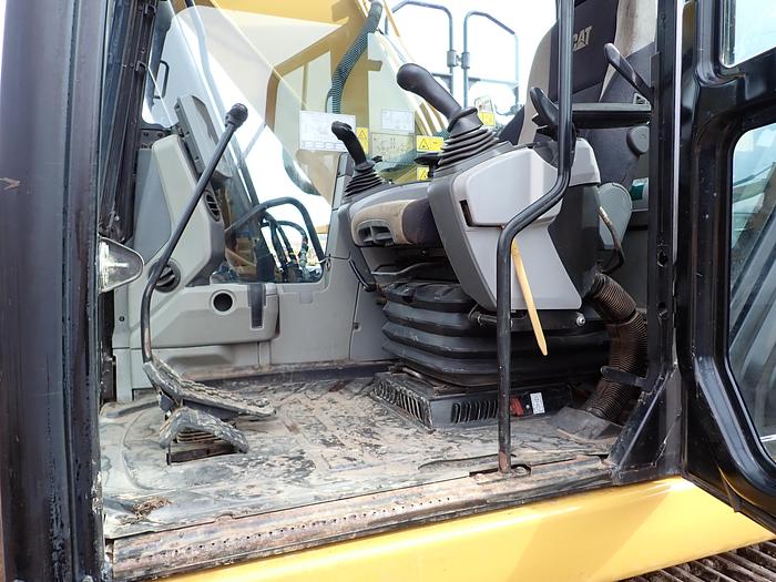 Used 2012 CAT 320EL