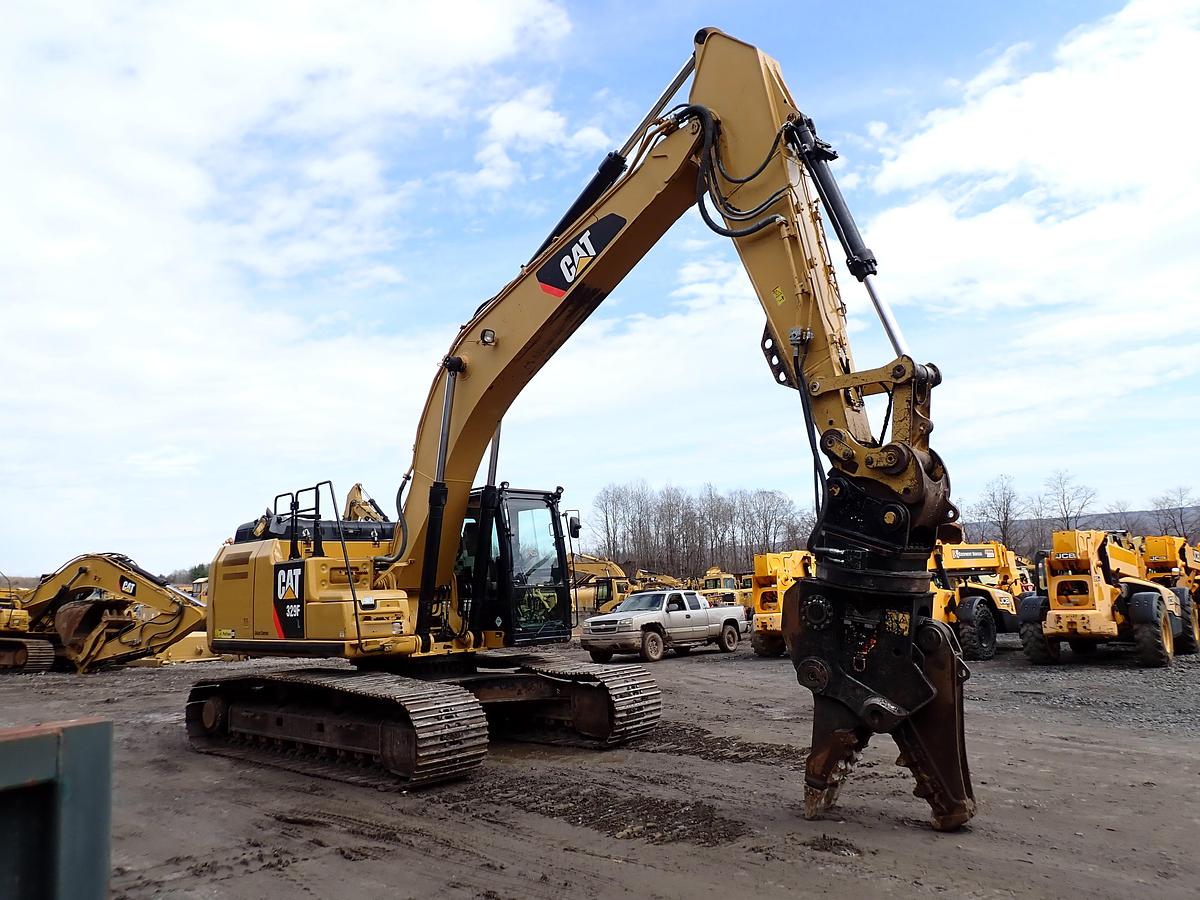 Used 2015 CAT 329FL Hydraulic Excavator 