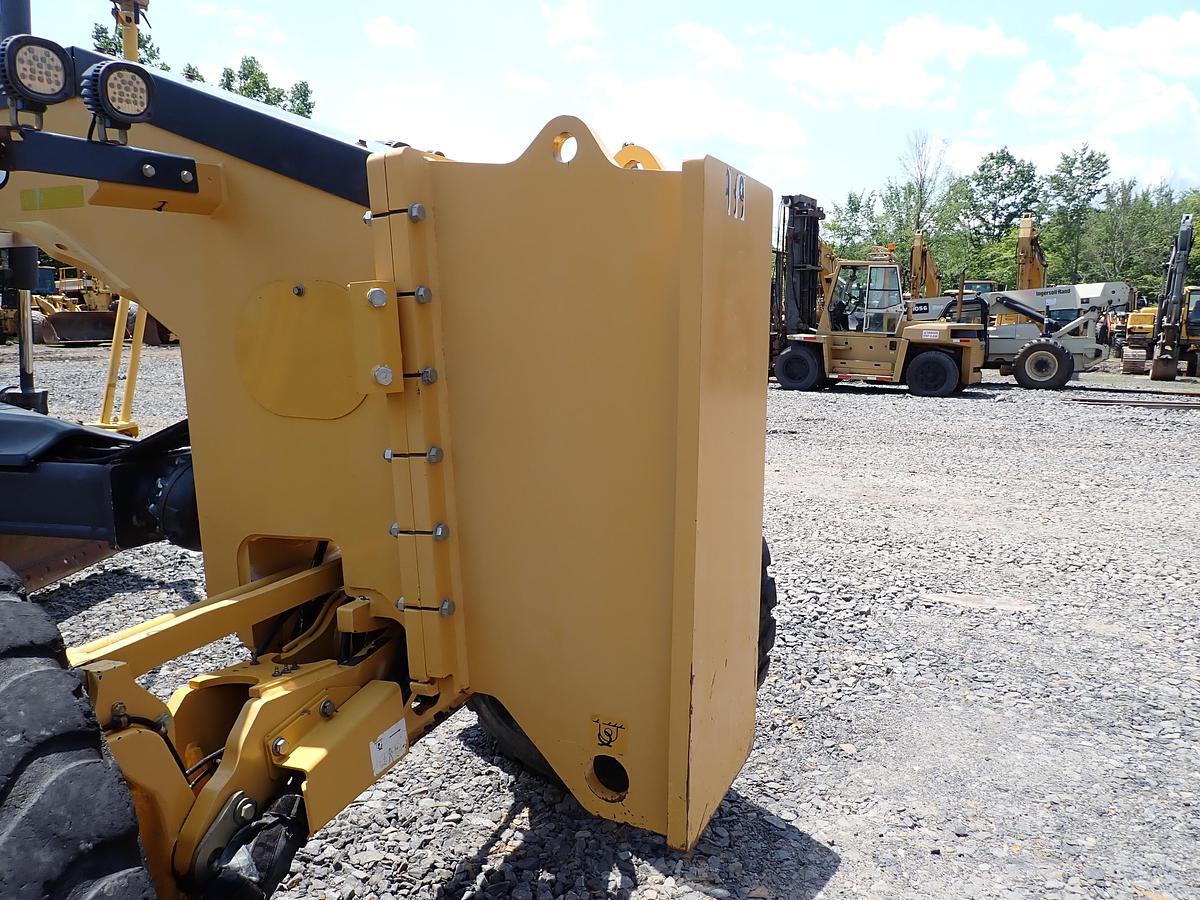 Used 2016 John Deere 772GP Motor Grader w/ GPS