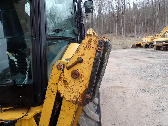 Used 2018 CAT 420F2 Loader Backhoe