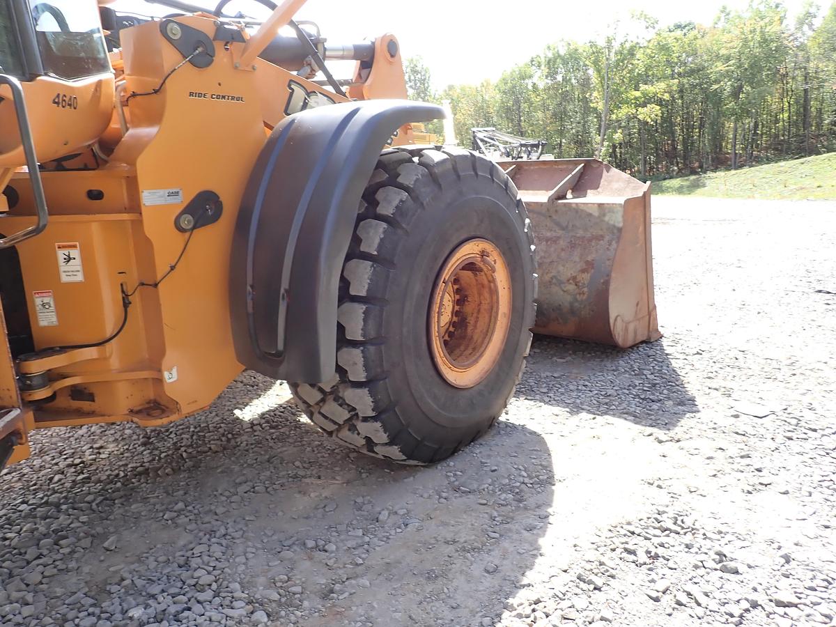Used 2012 Case 1021F Wheel Loader 5700 HOURS