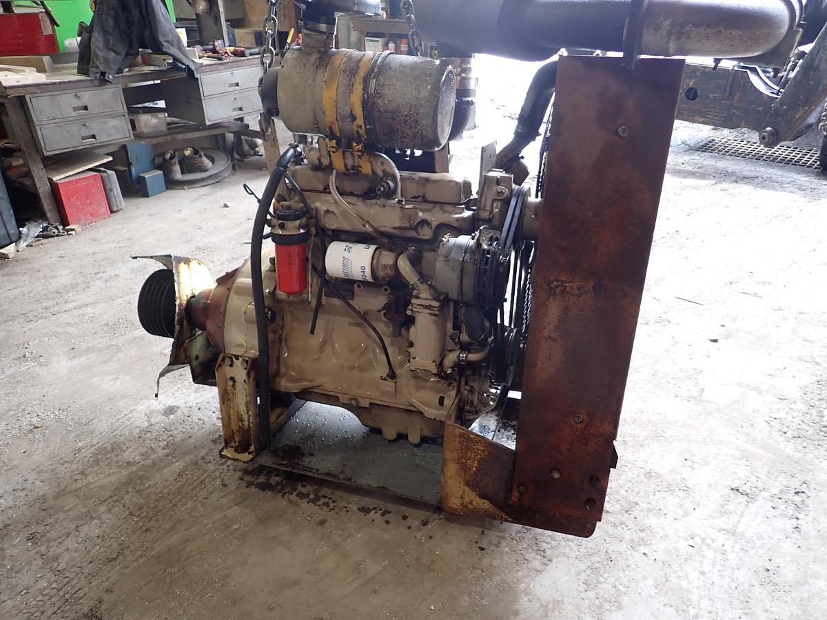 Used John Deere 4045TF001 Turbo Diesel Engine POWER UNIT w/ PTO Clutch