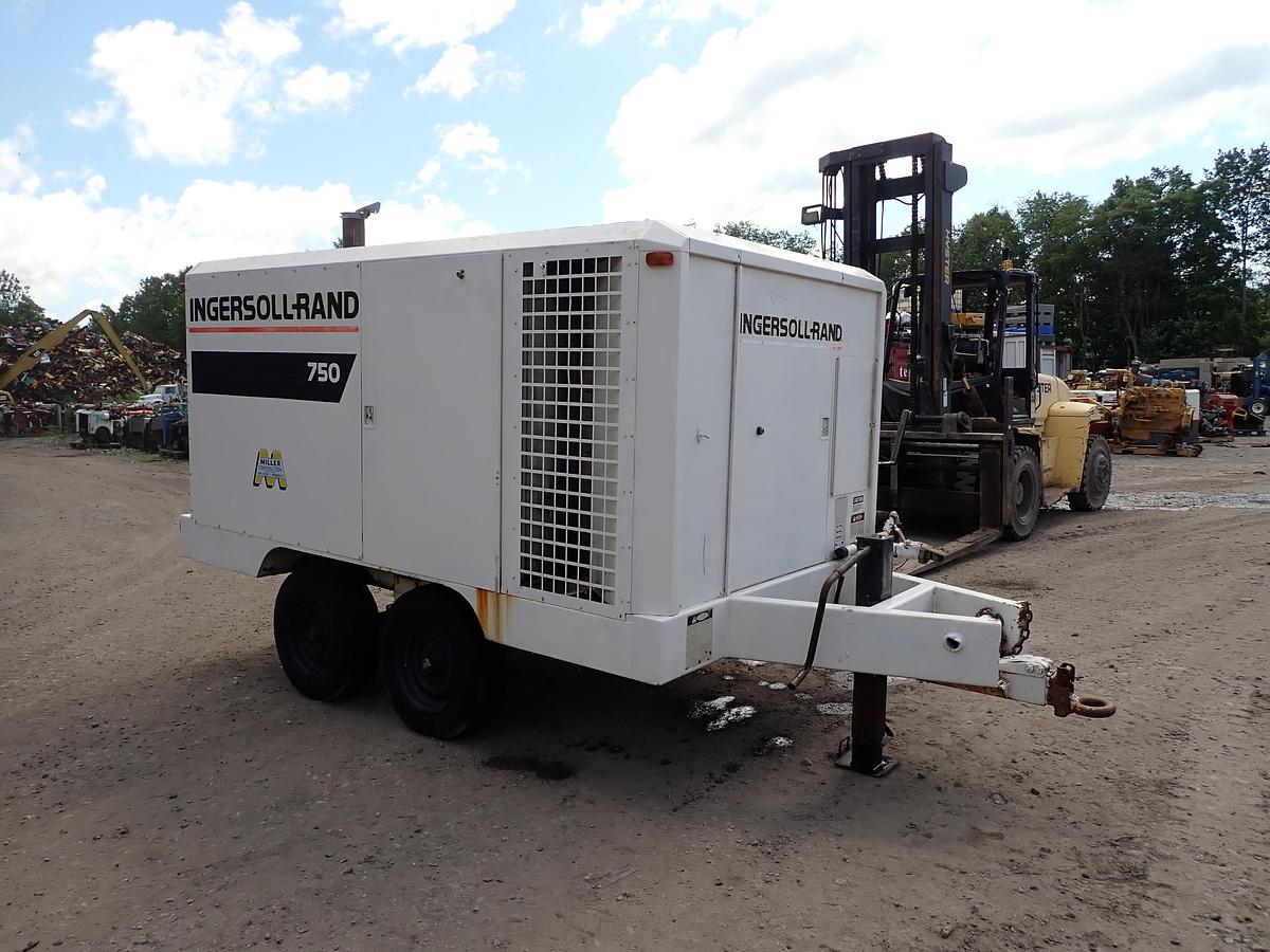 Used 1986 Ingersoll Rand P750WCU 750 CFM Air Compressor