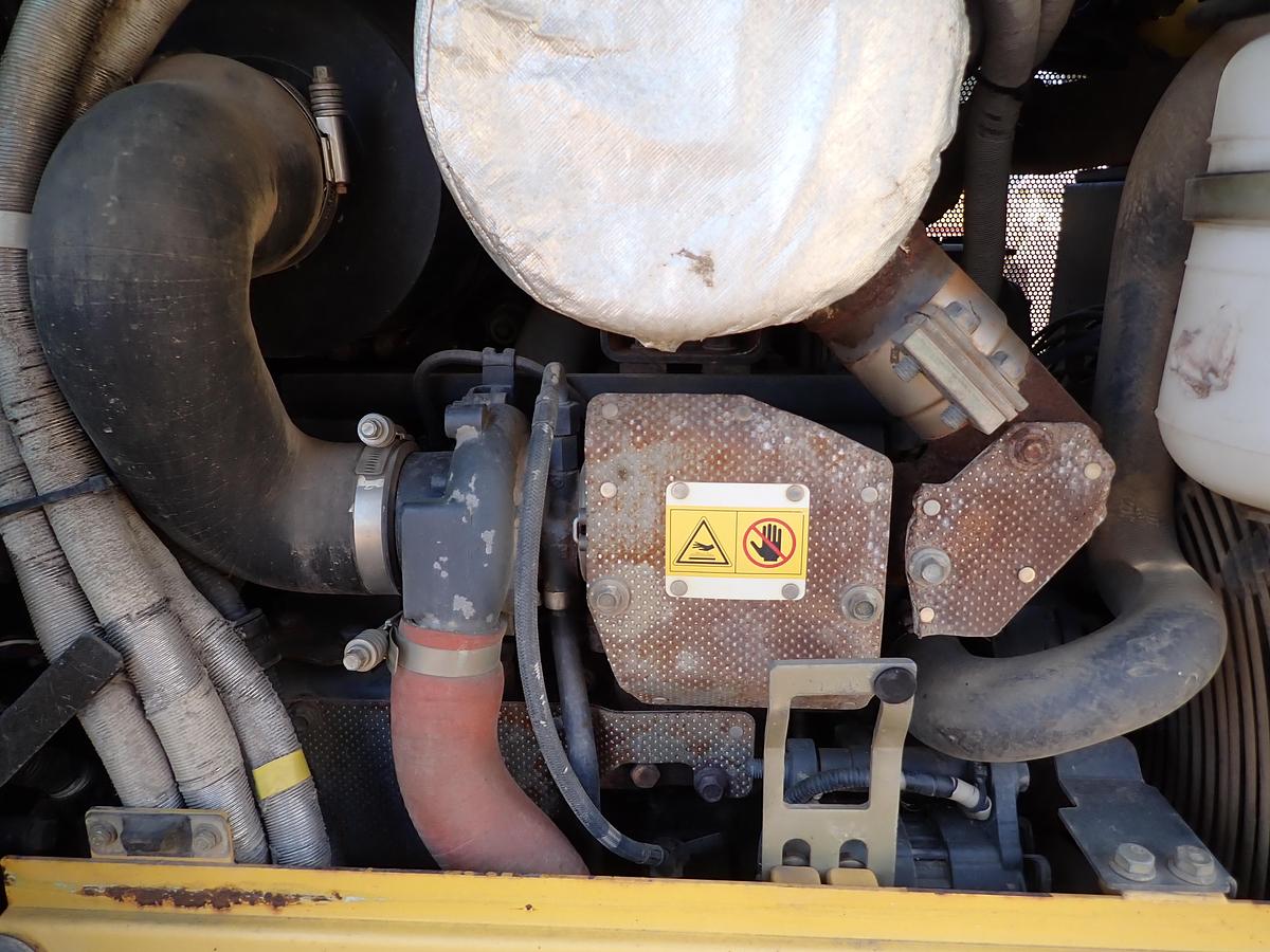 Used 2004 Komatsu SAA4D102E-2 Turbo Diesel Engine