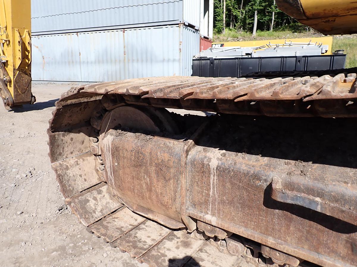 Used 2005 CAT 330CL Hydraulic Excavator